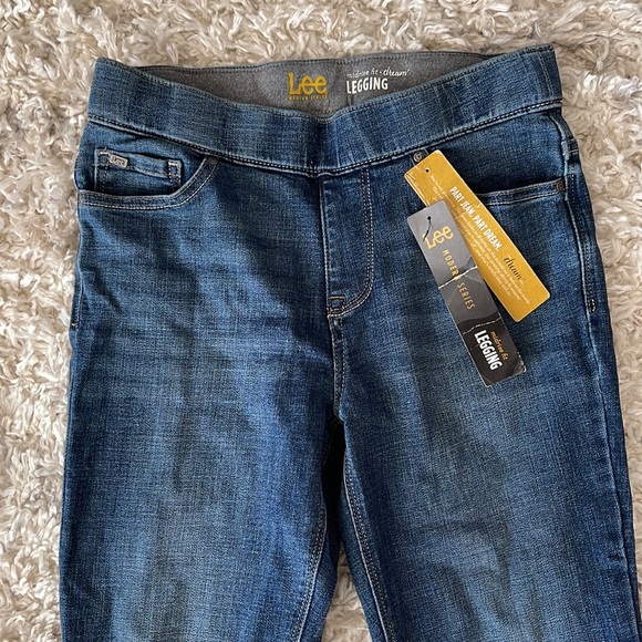 Lee Modern Series Denim. Dream Legging - Picture 2 of 7